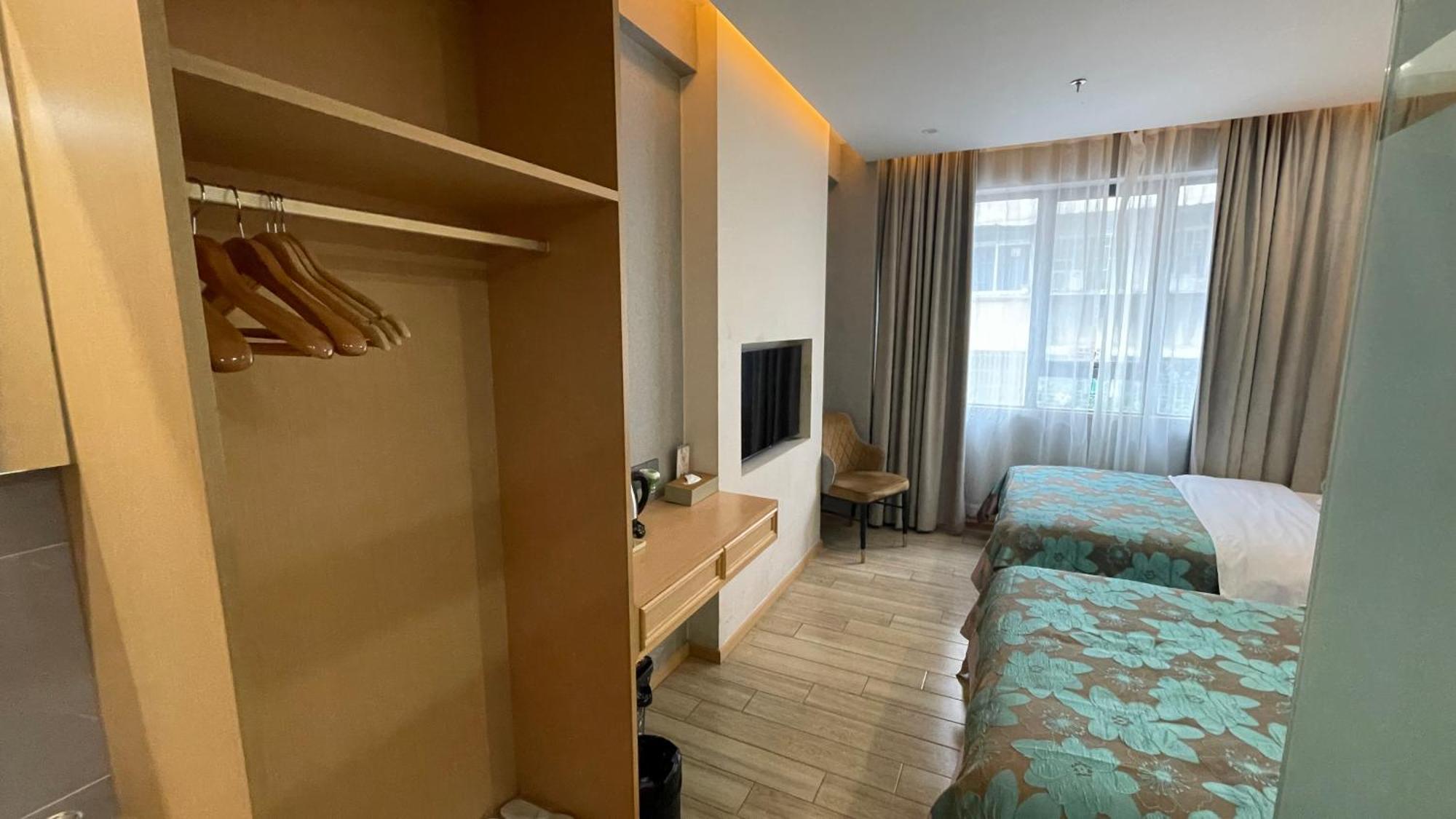 גואנגג'ואו Hongxiang Hotel מראה חיצוני תמונה